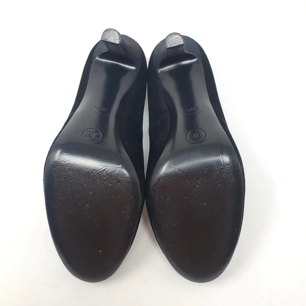 Chanel 2018 Interlocking CC Logo Pumps High Heel Suede Leather Black 39.5 US 9.5